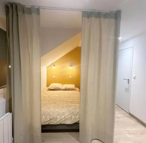 / /sacré Studio/ /wifi/ /parking Privé